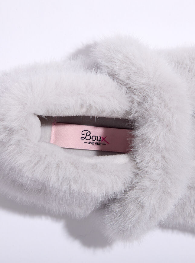 Fluffy ballet pump slippers