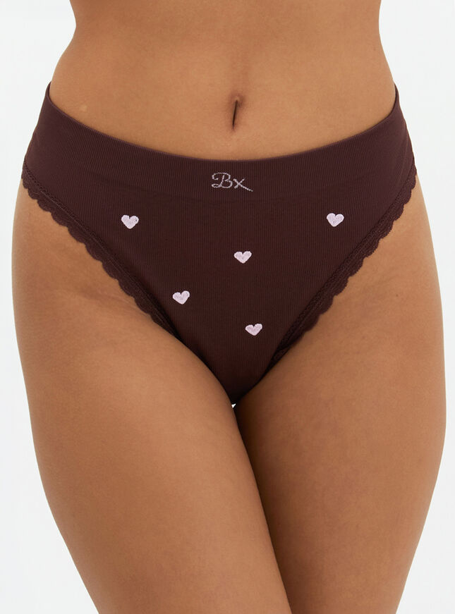 Heart embroidered seamless thong