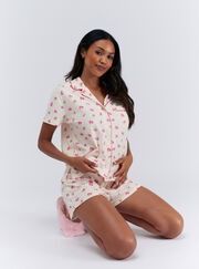 Heart roses pyjama shorties in a bag