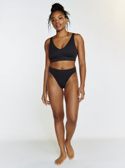 Ribbed seamless scallop bralette
