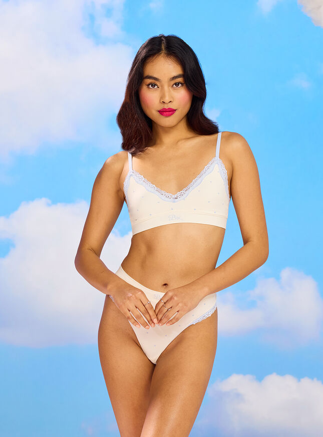 Heart lace seamless bralette
