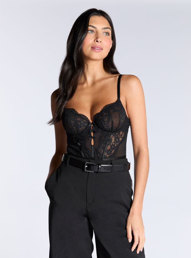 Isla lace bodysuit