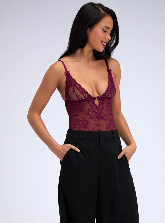 Saskia lace body