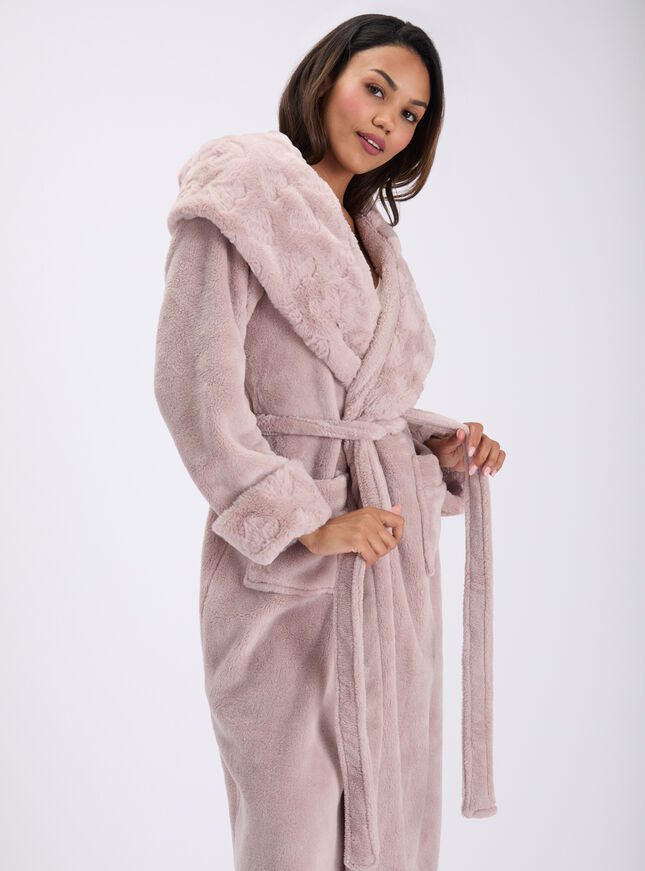 Heart fur trim long dressing gown