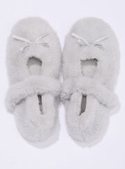 Fluffy ballet pump slippers