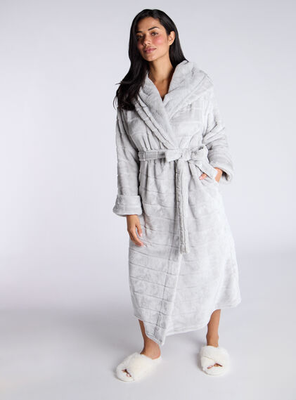 Fluffy cut fur long dressing gown