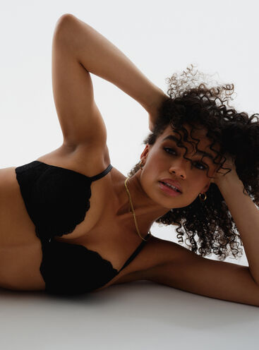 Mollie plunge bra