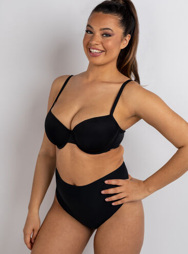 DD+ T-shirt bra