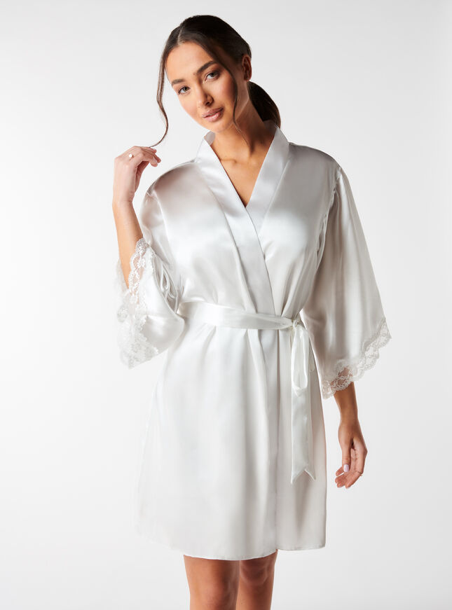 Amelia satin short robe