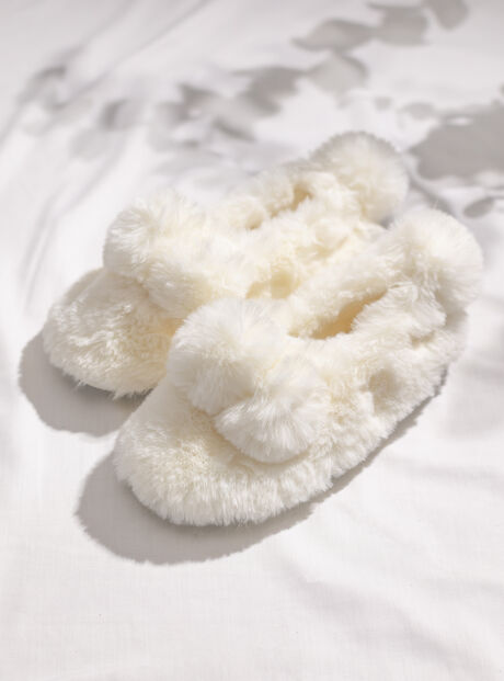 Fluffy pom mule slippers