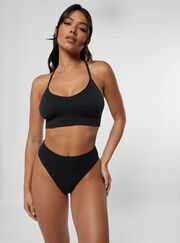 Chevron ribbed seamless bralette