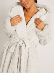 Fluffy chevron midi dressing gown