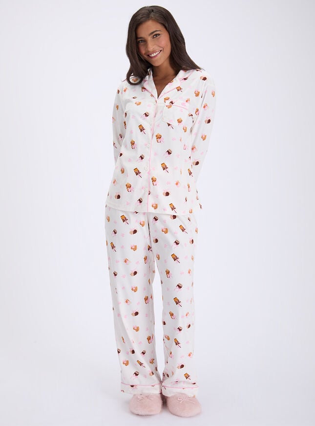 Coffee bar fleece pyjamas in a bag