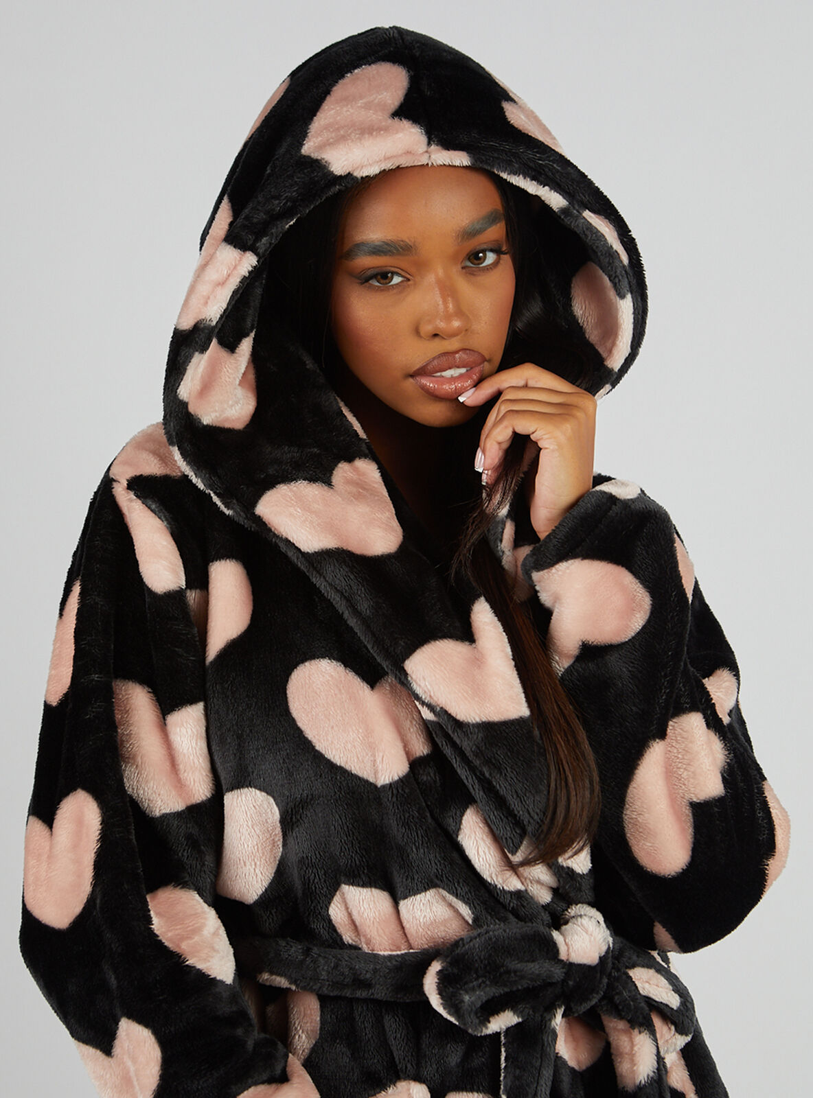 pink heart dressing gown Fluffy heart print short dressing gown | Black & Pink Mix