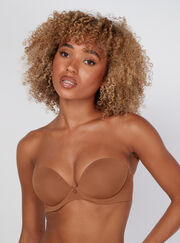 Strapless plunge push up bra