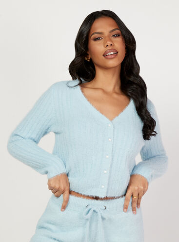 Fluffy knitted cropped cardigan