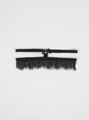 Bouxtique eyelash lace garter set
