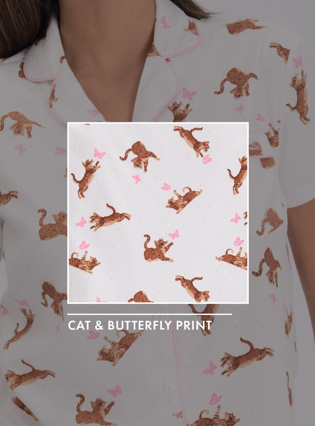 Cat print fleece pyjama shorties in a bag