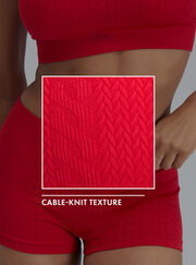 Cable knit seamless short