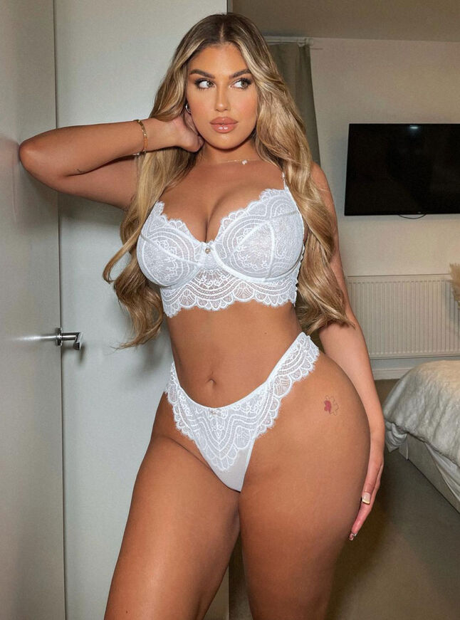 Sorelle longline lace bra