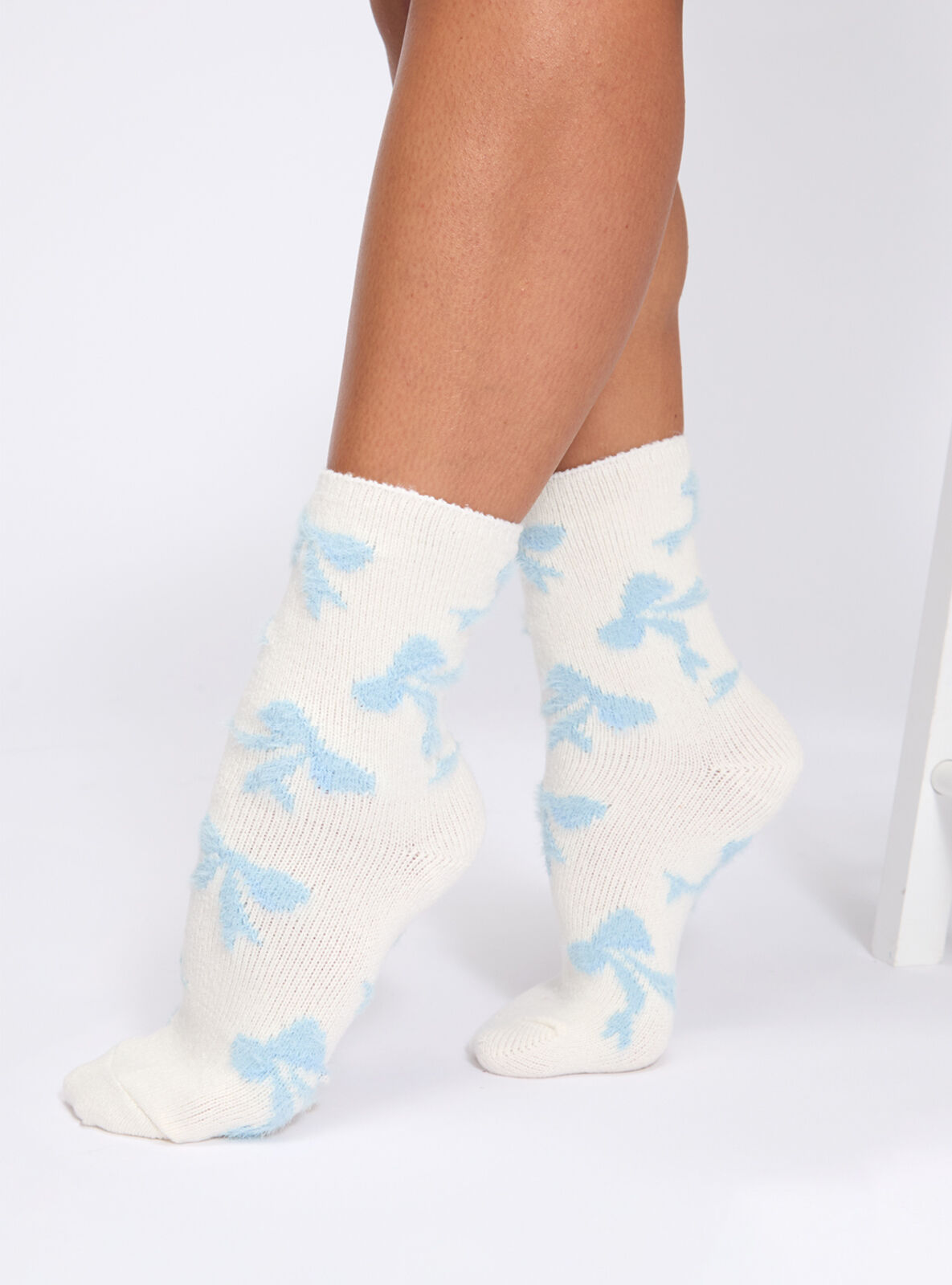 Boux Avenue Bow fluffy ankle socks - Ivory Mix - OS Boux Avenue Bow fluffy ankle socks - Ivory Mix - OS