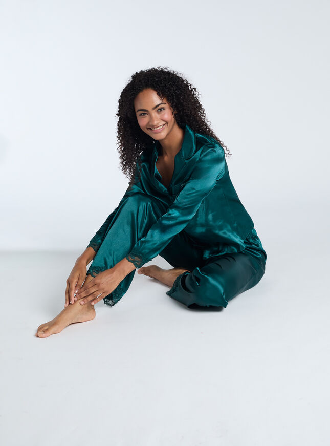 Amelia satin pyjama set
