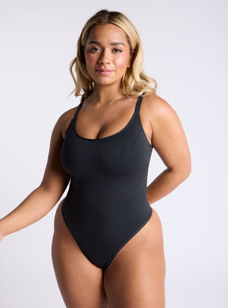 Smoothing built-in support bodysuit