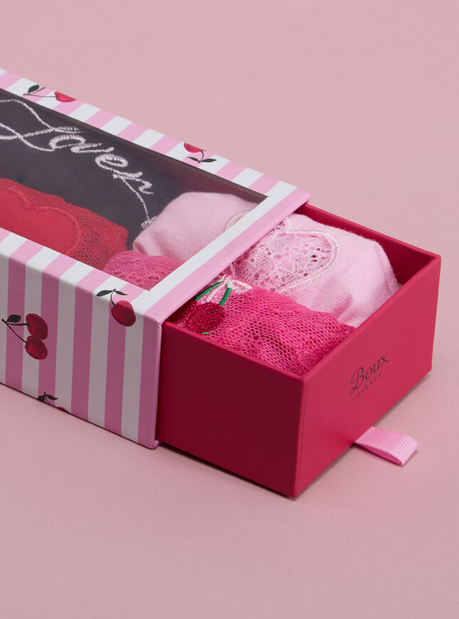 4 pack Valentines thongs gift box