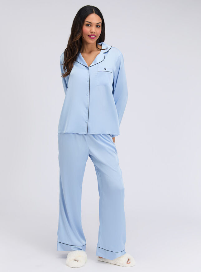 Oversized satin top and pant pyjama set
