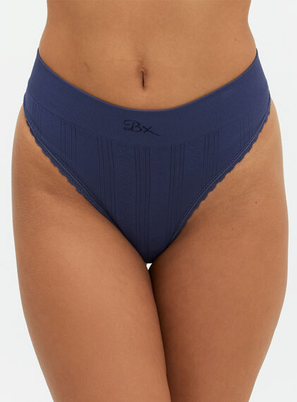 Pointelle seamless thong