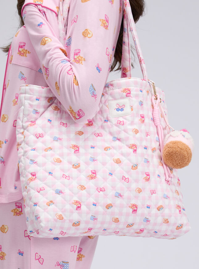 Breakfast print quilted sleepover bag
