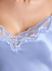 Amelia satin chemise