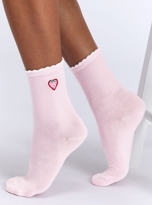 2 pack strawberry ankle socks