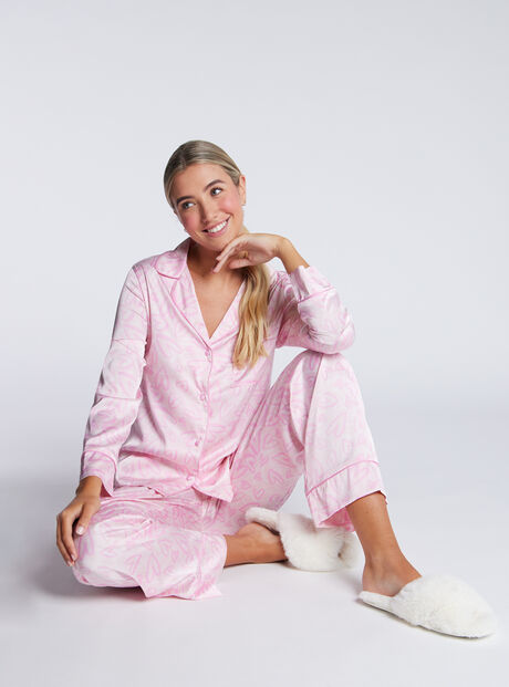 Luxe satin graphic heart pyjama set