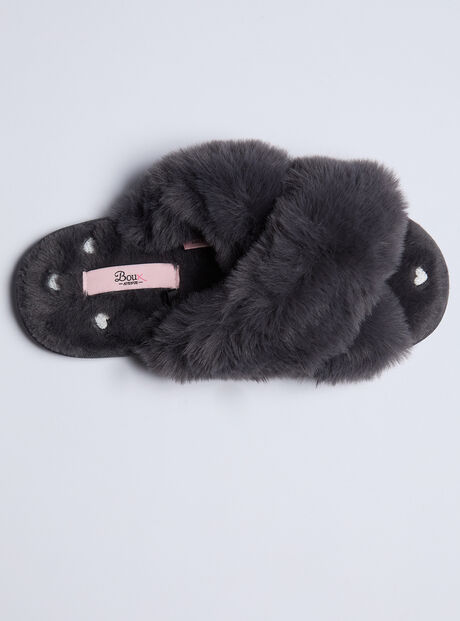 Heart embroidered cross band slider slippers