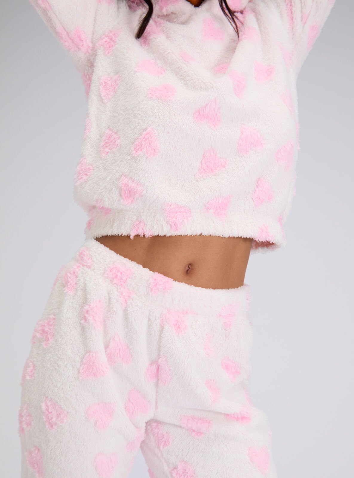 Boux Avenue Fluffy heart lounge set - Ivory Mix - L