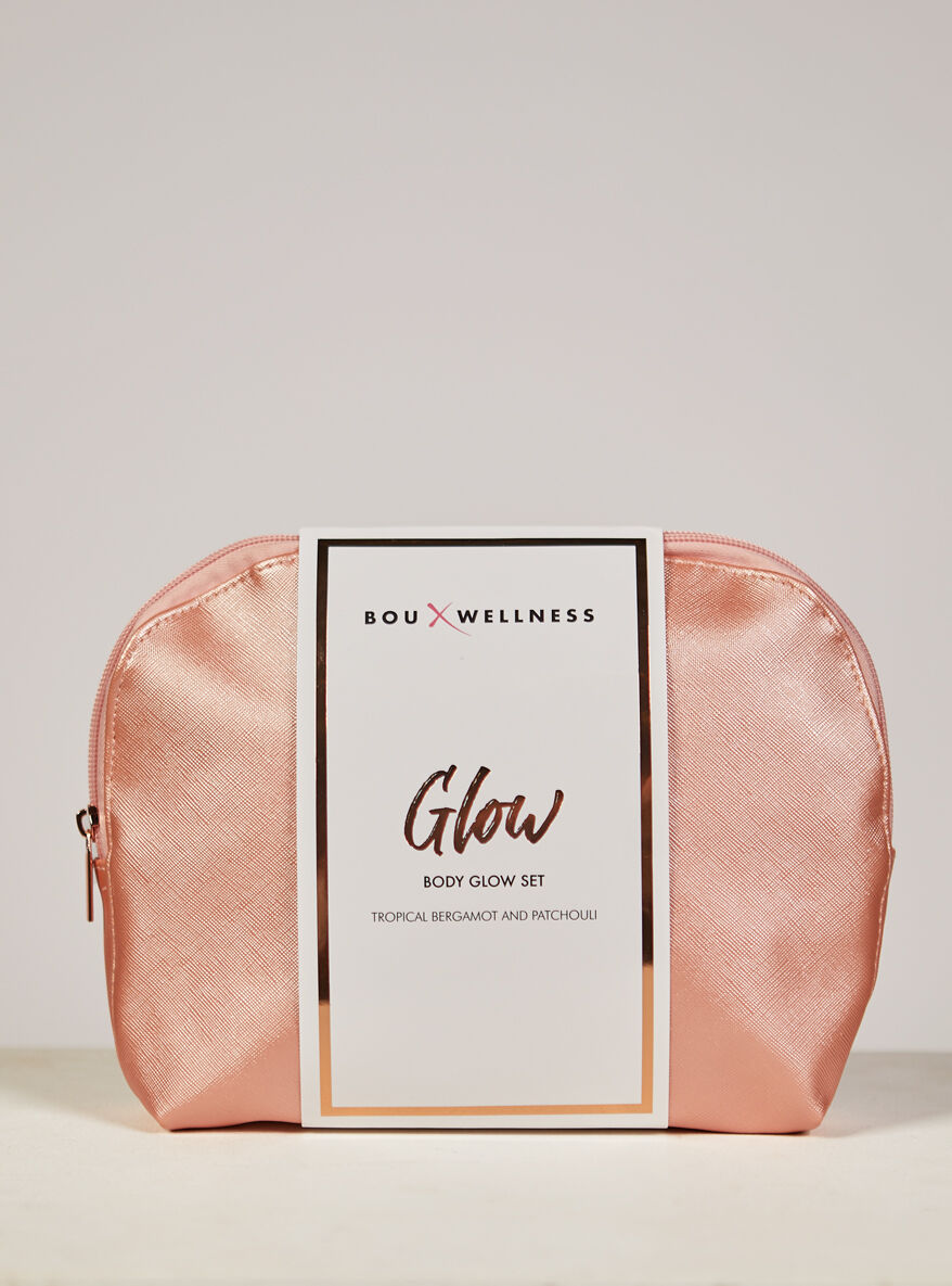 Boux Avenue Boux Wellness glow gift set - Rose Gold - OS