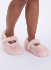 Fluffy ballet pump slippers