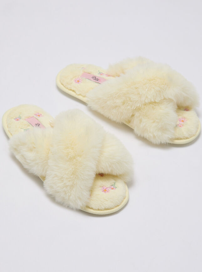 Floral embroidered slider slippers