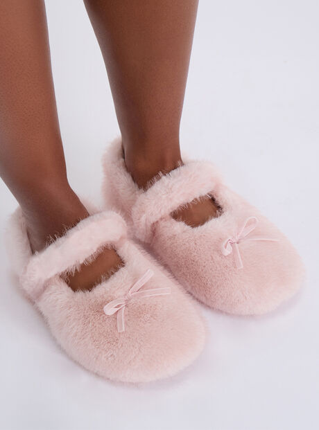 Fluffy ballet pump slippers