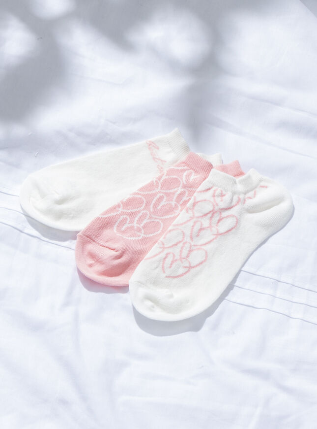 3 Pack pink heart trainer socks