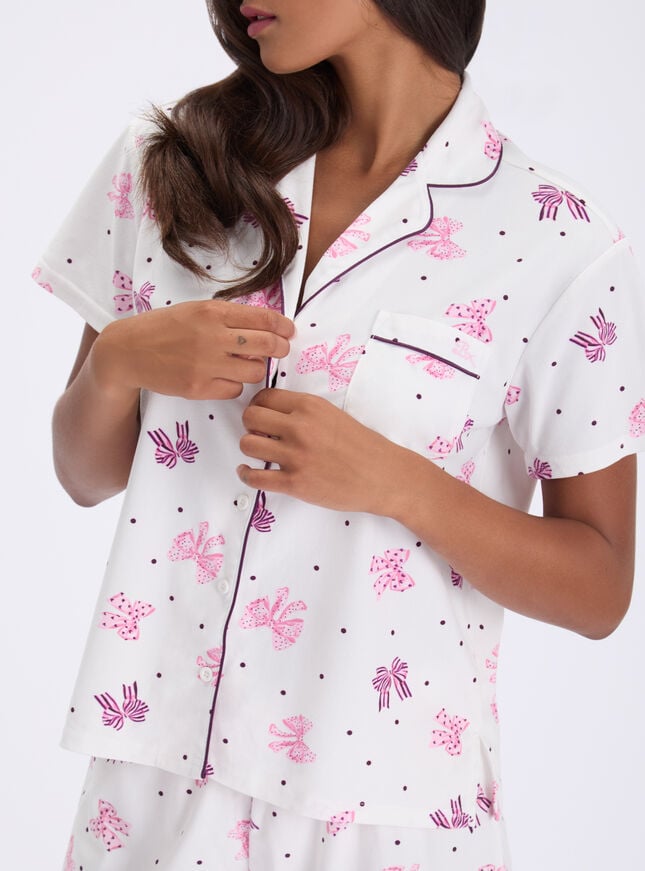 Multi bow fleece pyjama shorties in a bag