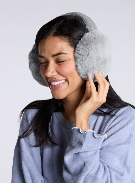 Fluffy oversized earmuffs