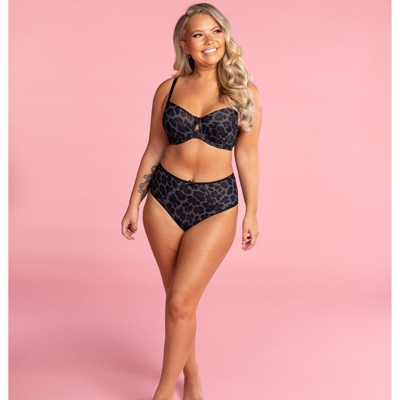 Boux Avenue launches its first unretouched lingerie campaign 